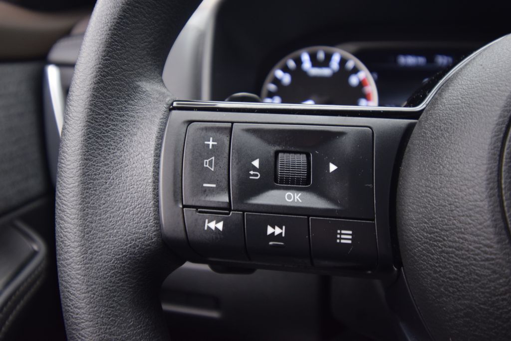 used 2023 Nissan Rogue car, priced at $23,999