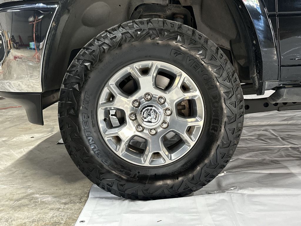 2019 Ram 3500 Laramie - 9