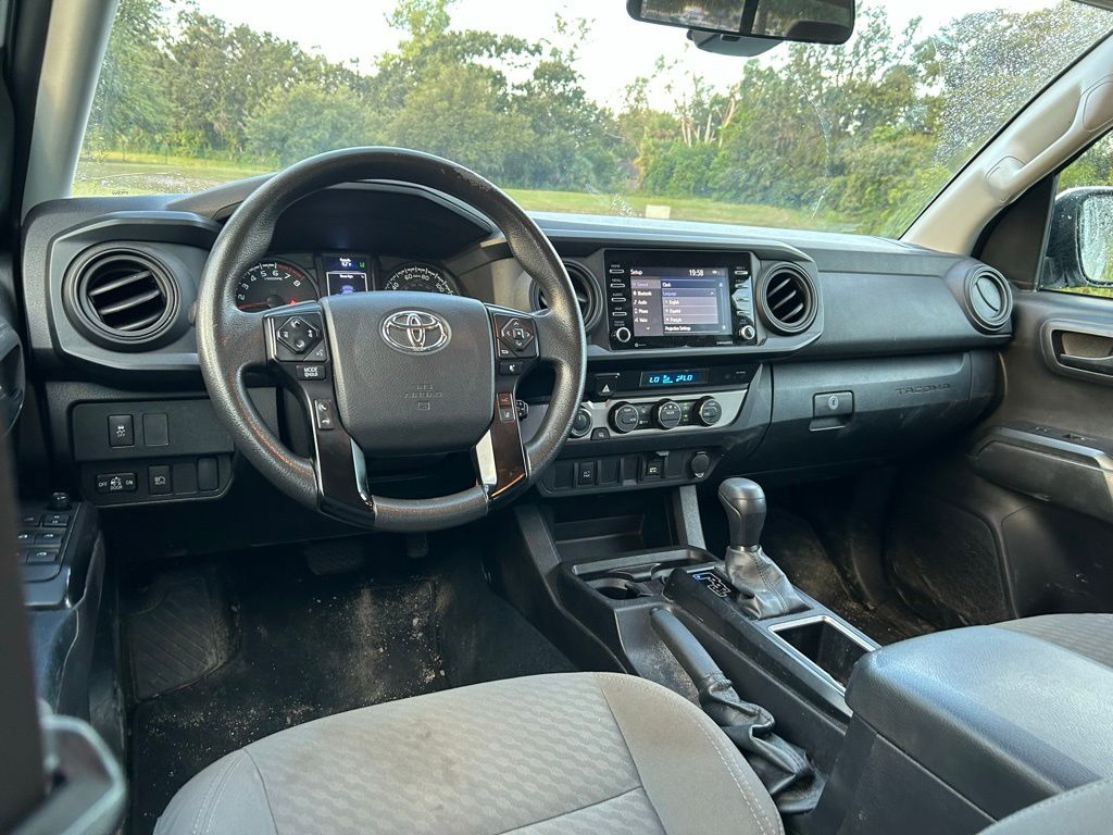 Thumbnail: 2022 Toyota Tacoma - 11