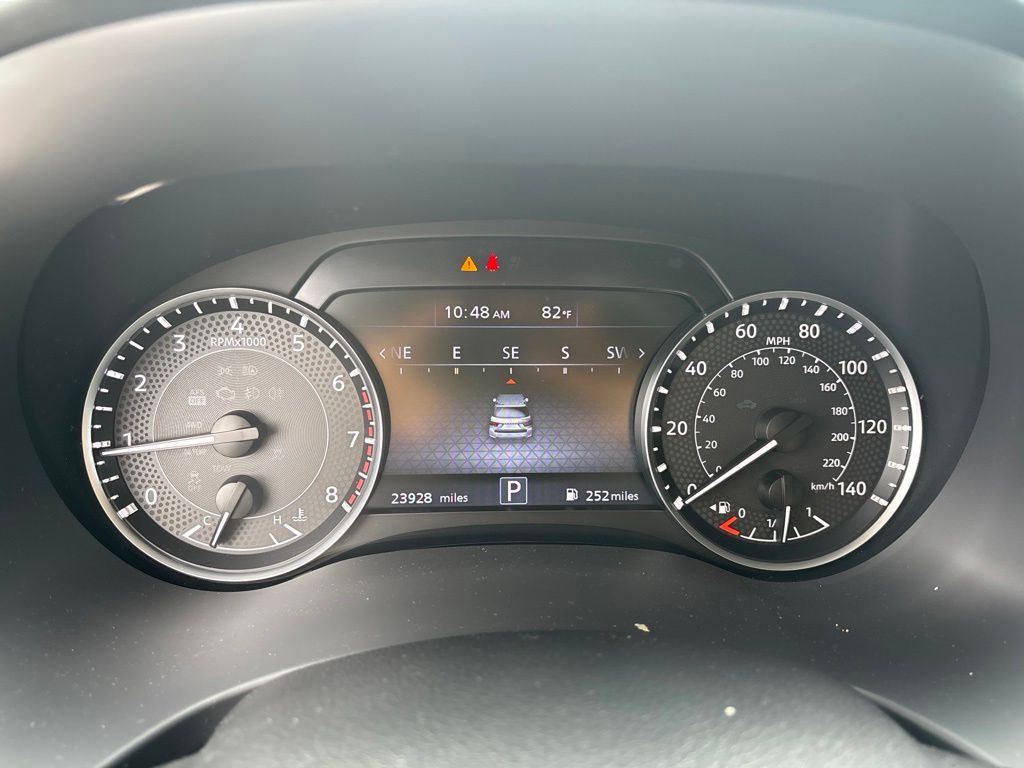 Used 2023 White Nissan SL image 11