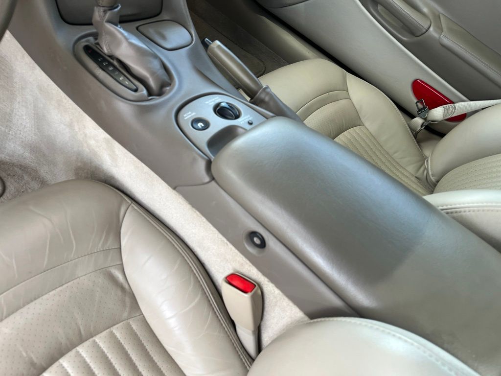 Thumbnail: 2003 Chevrolet Corvette - 15