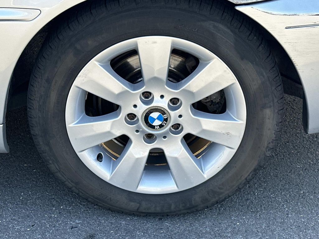 Thumbnail: 2006 BMW 3 Series - 15