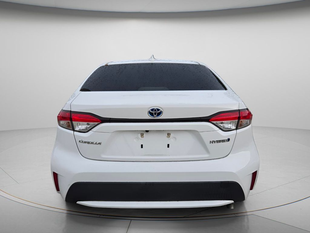 2021 Toyota Corolla - $15,677