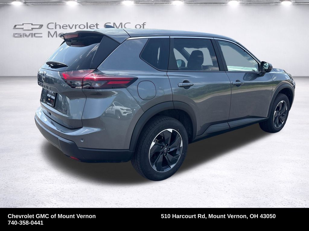 2026 Nissan Rogue SV - Image 5