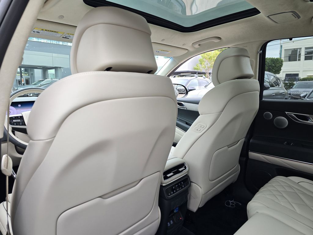 New 2026 Green Genesis 3.5T Prestige image 10