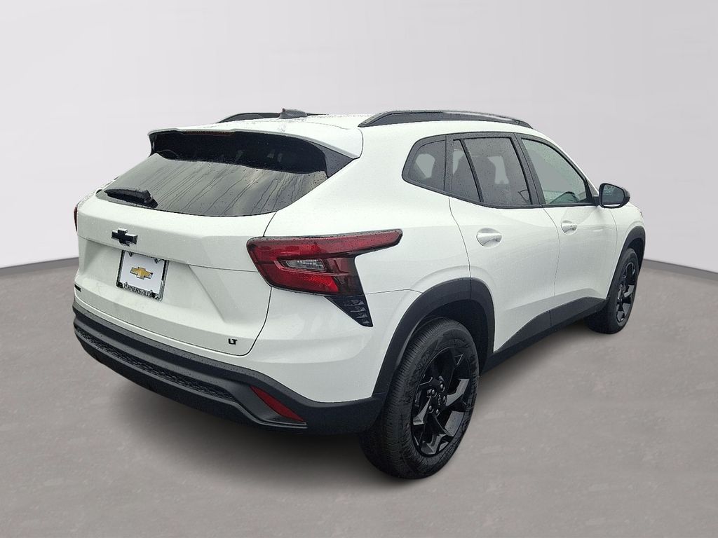 Thumbnail: 2026 Chevrolet Trax - 4