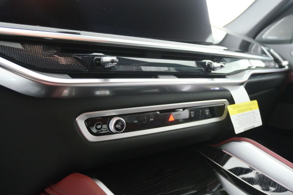 Thumbnail: 2026 BMW X6 - 18