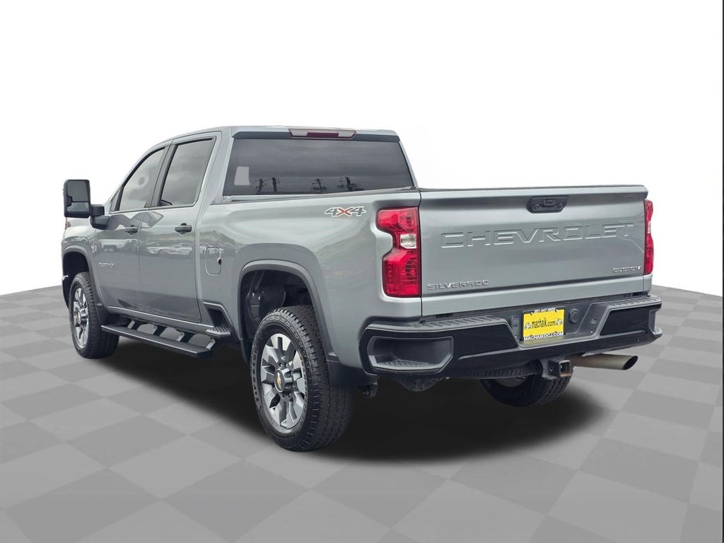 2024 Chevrolet Silverado 2500HD Custom - 6