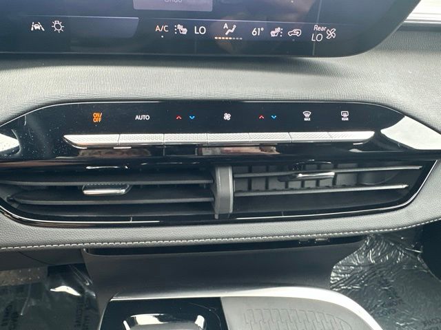 Used 2025 Buick Enclave SUV