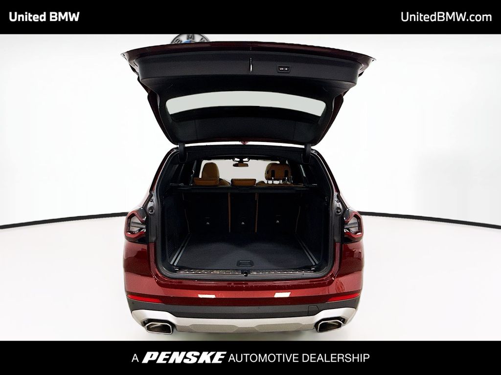 Thumbnail: 2022 BMW X3 - 14