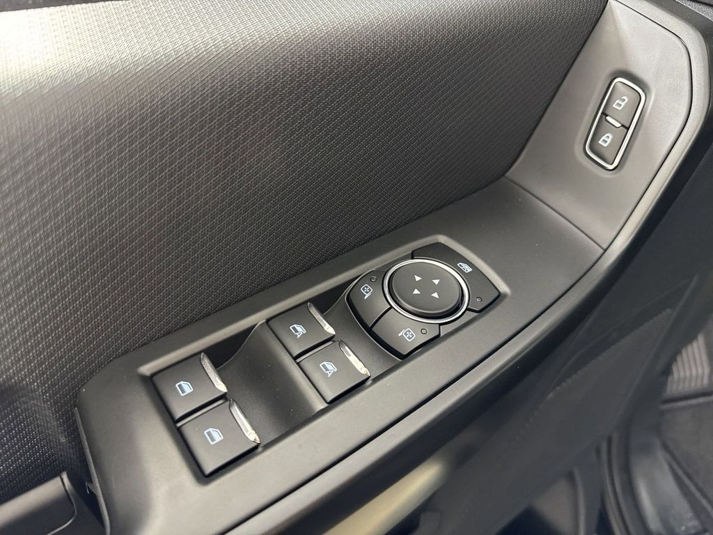 2025 Ford F-150 STX photo 18