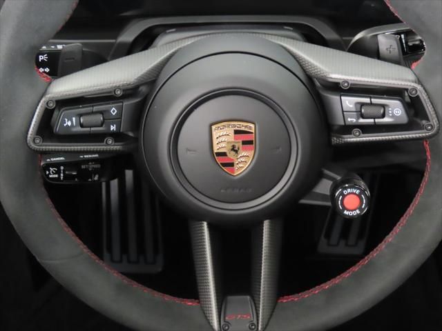 Thumbnail: 2026 Porsche 911 - 18