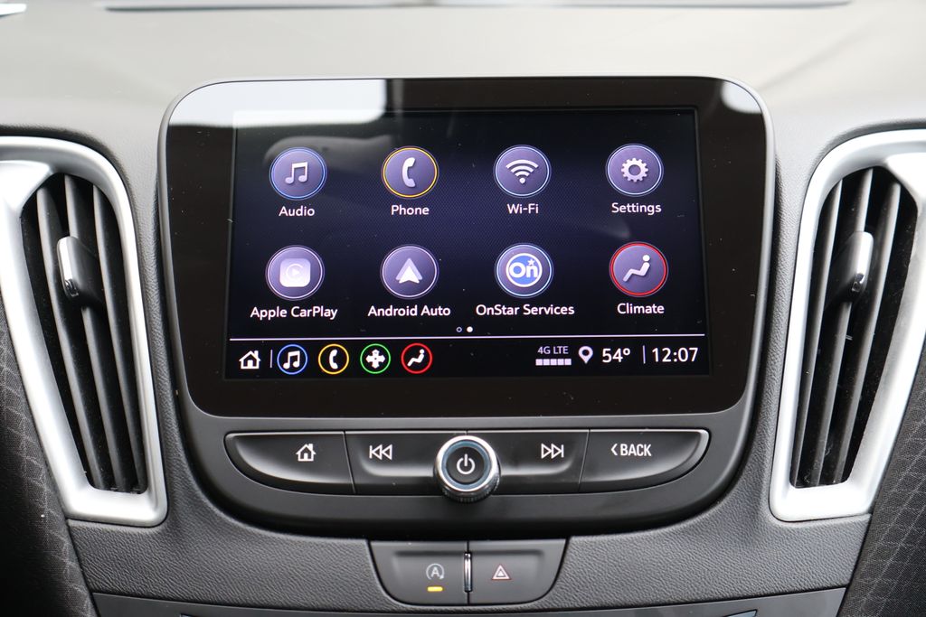 Thumbnail: 2024 Chevrolet Malibu - 17