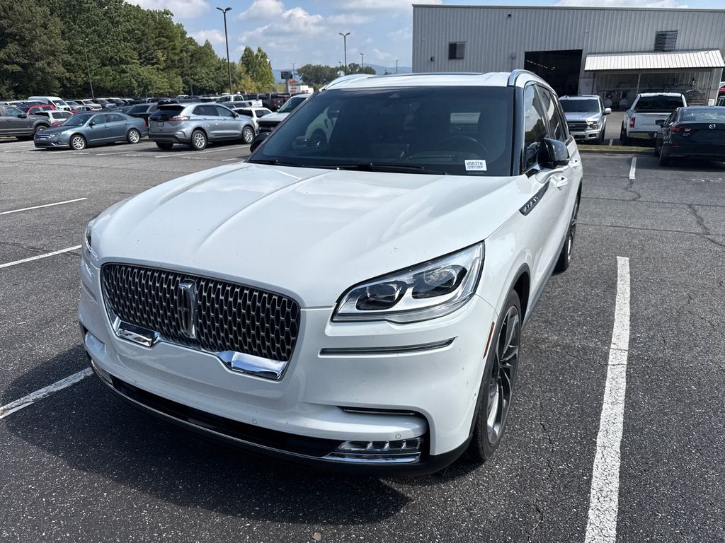 2020 White Lincoln Aviator Reserve AWD SUV