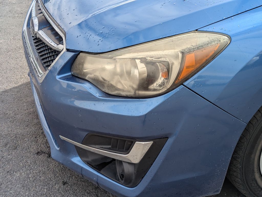 2016 Subaru Impreza 2.0i 12