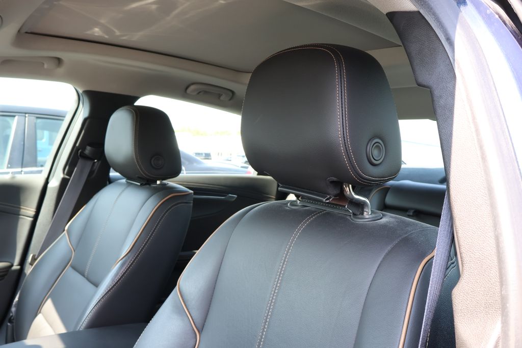 Thumbnail: 2016 Chevrolet Impala - 11