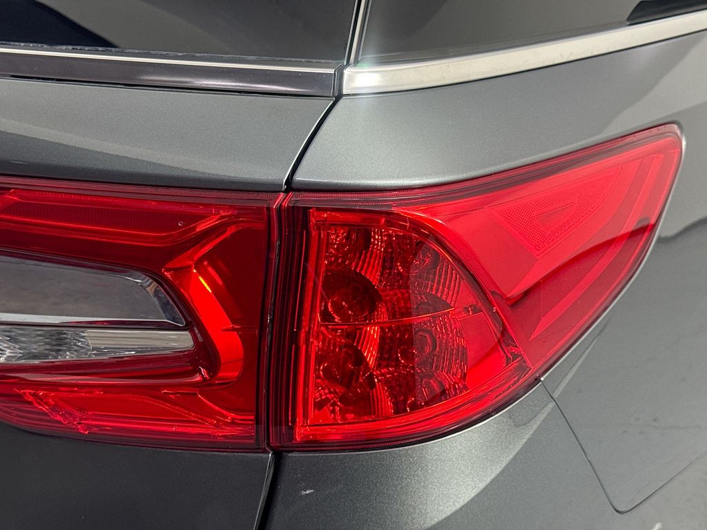 Used Car 2019 Honda Odyssey  Touring For Sale Under $30,000 In Austin, Texas