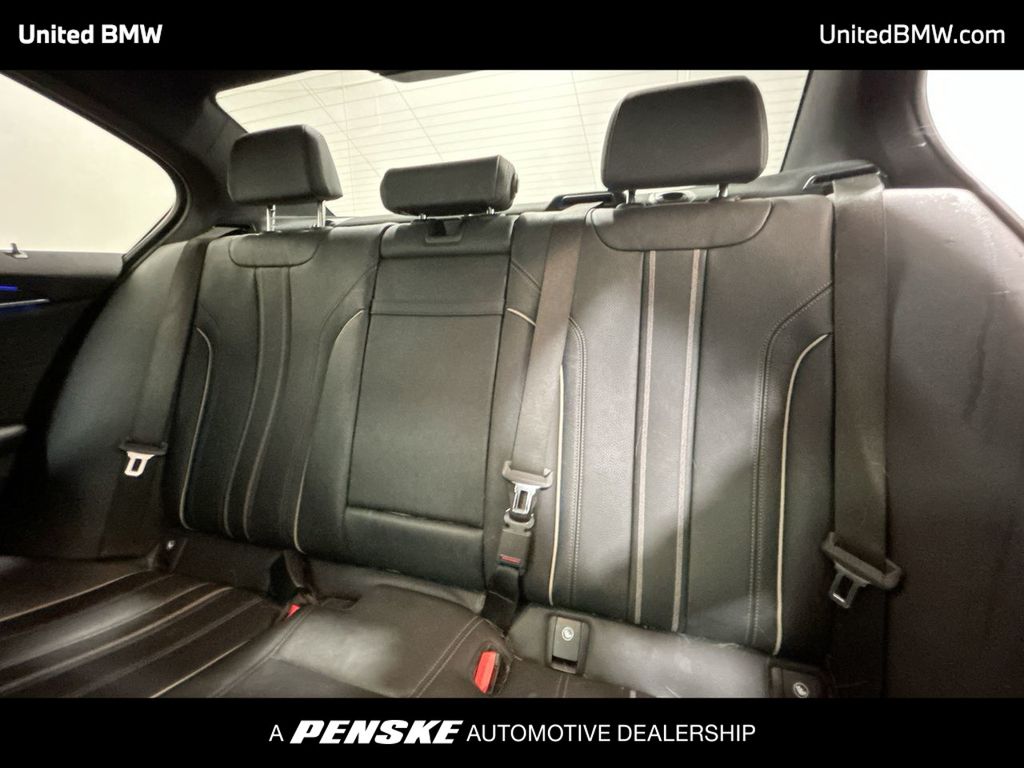 Thumbnail: 2023 BMW 5 Series - 21