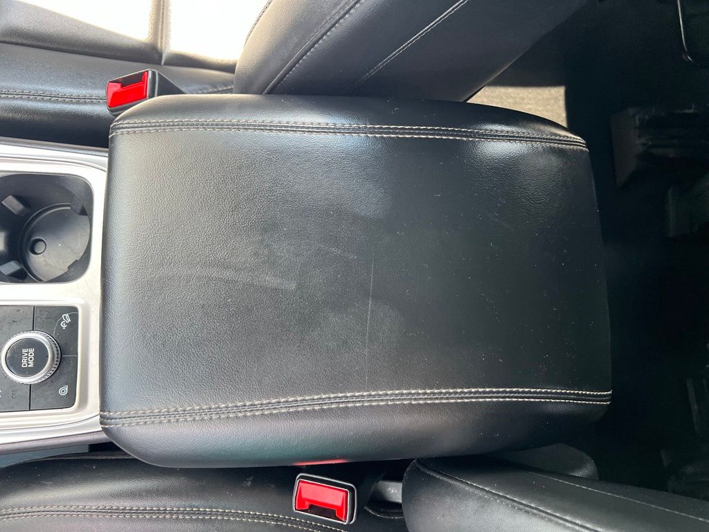 Used 2024 Ford Explorer SUV