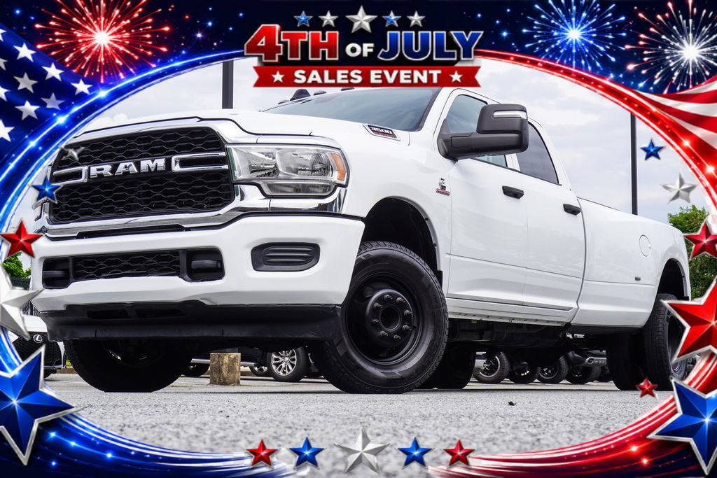 Bright White Clearcoat 2023 RAM 3500 Pickup Truck Four-Wheel Drive 6-Speed Automatic