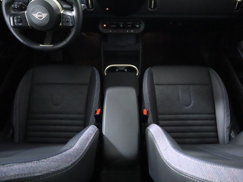 Thumbnail: 2025 MINI Cooper Countryman - 17