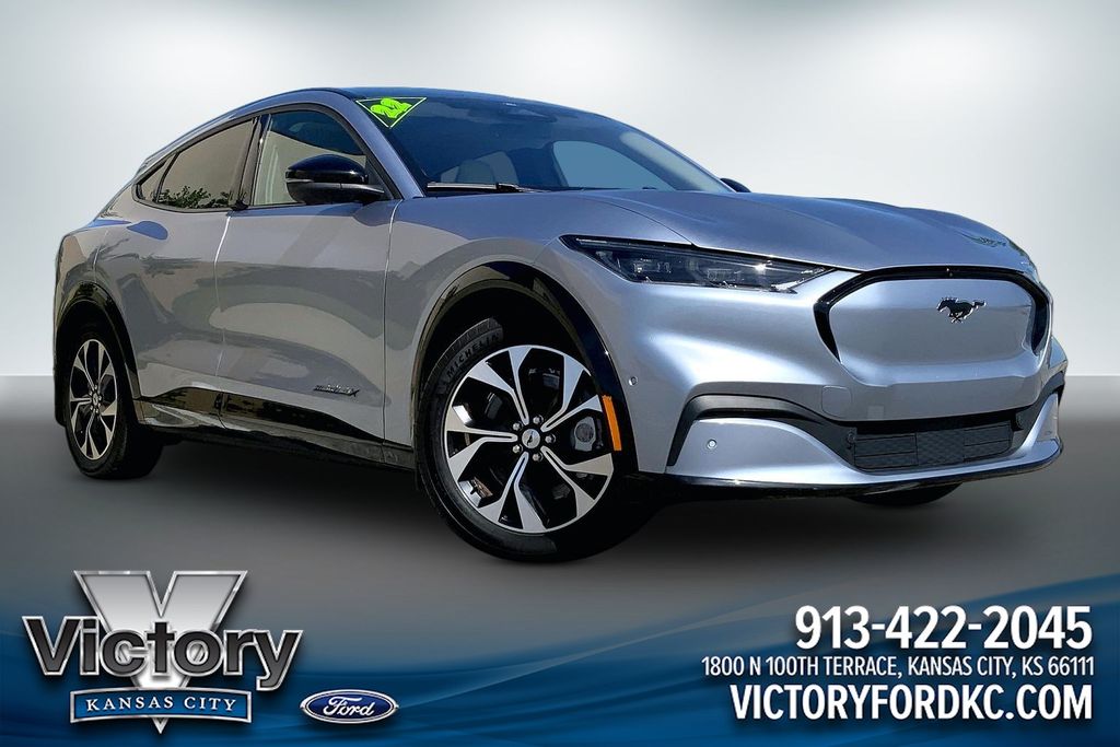 2022 Ford Mustang Mach-E Premium AWD