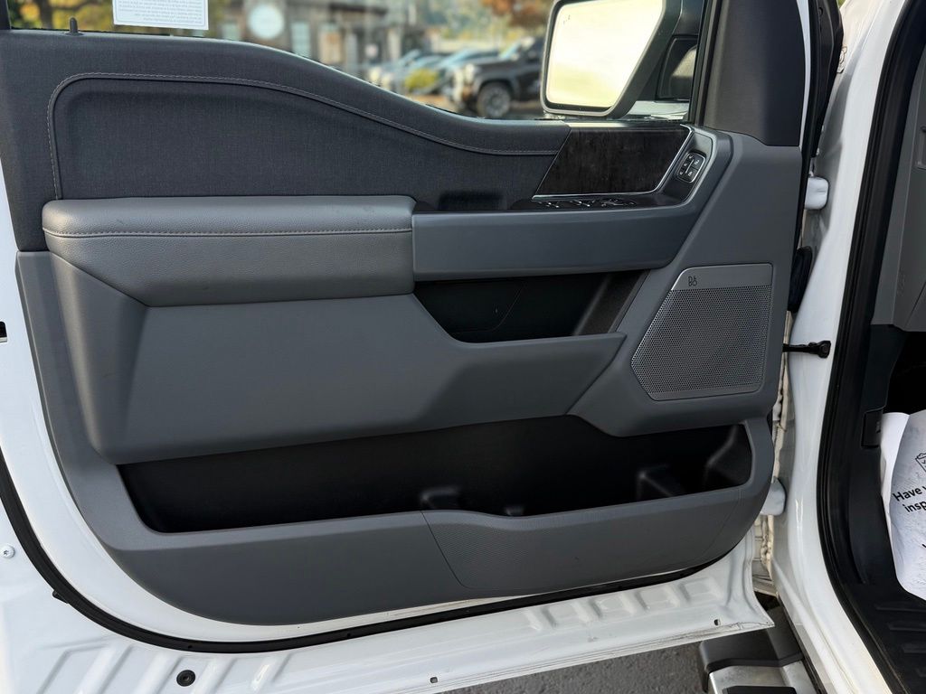 2023 Ford F-150 Lariat - Photo 13