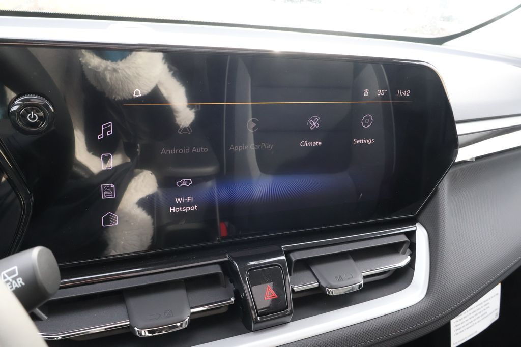 Thumbnail: 2026 Chevrolet TrailBlazer - 26