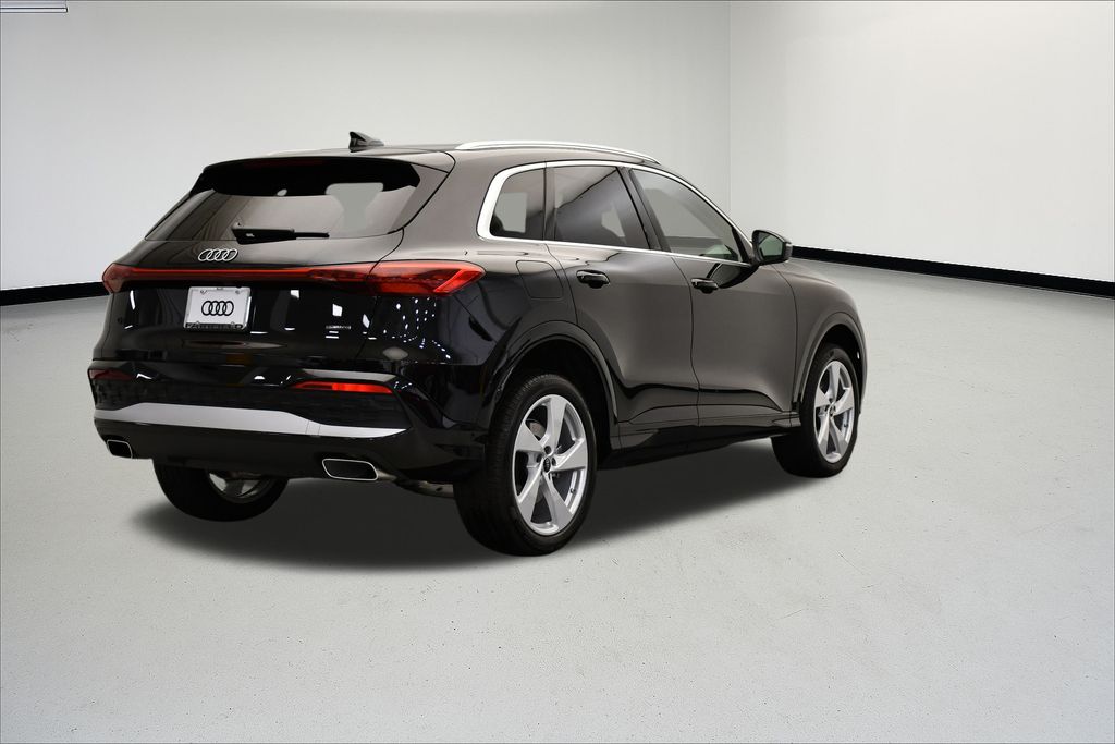 Thumbnail: 2025 Audi Q5 - 5