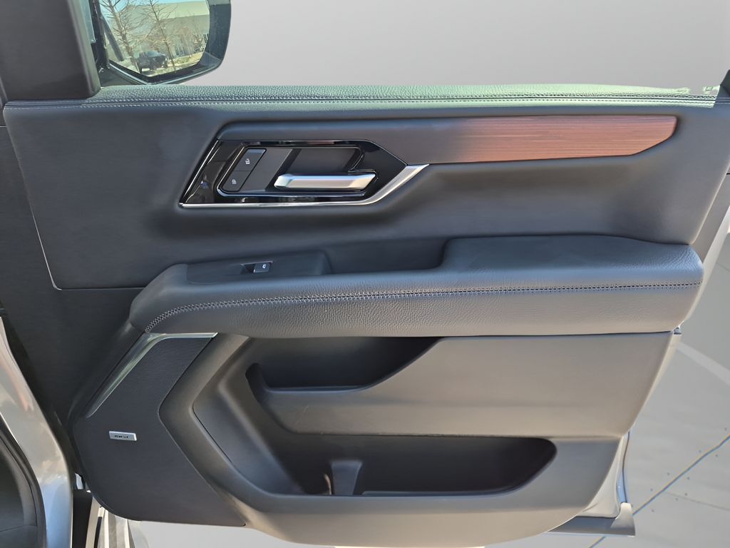 Used Car 2025 Gmc Yukon Xl  Denali For Sale Under $70,000 In Austin, Texas