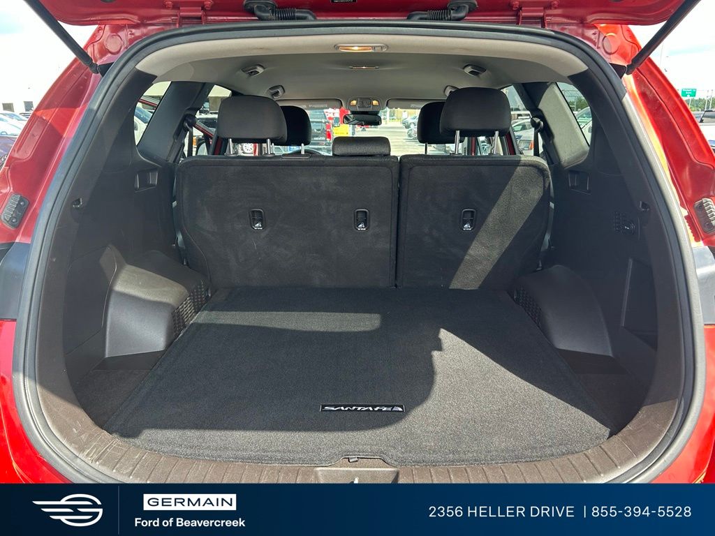 Used 2020 Orange Hyundai SE image 28