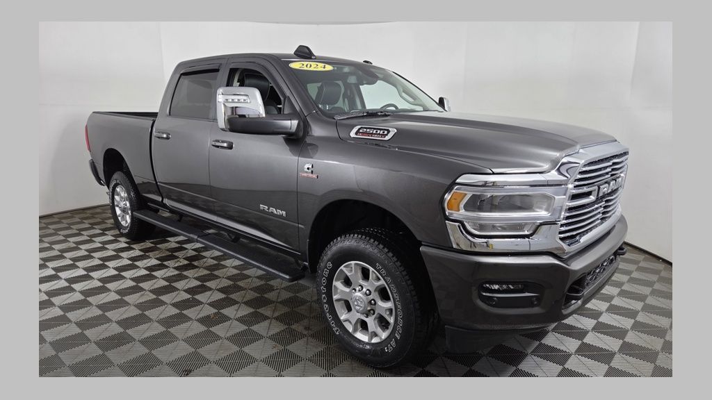 2024 RAM 2500 Laramie Crew Cab 4WD