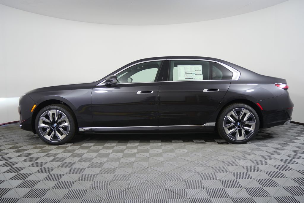 Thumbnail: 2026 BMW i7 - 6
