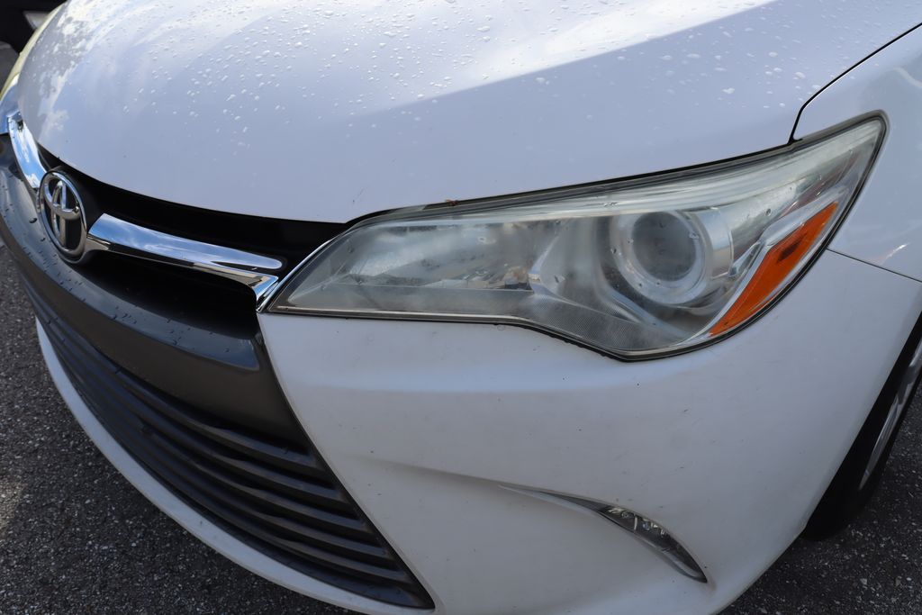 2017 Toyota Camry LE 3
