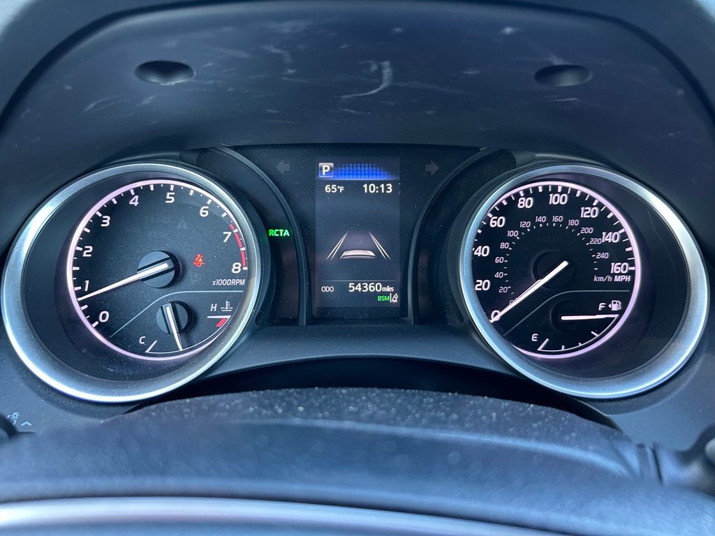 Thumbnail: 2021 Toyota Camry - 23