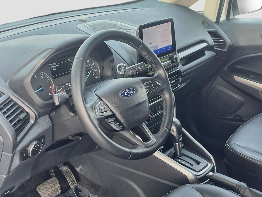 Used 2021 White Ford Titanium image 9