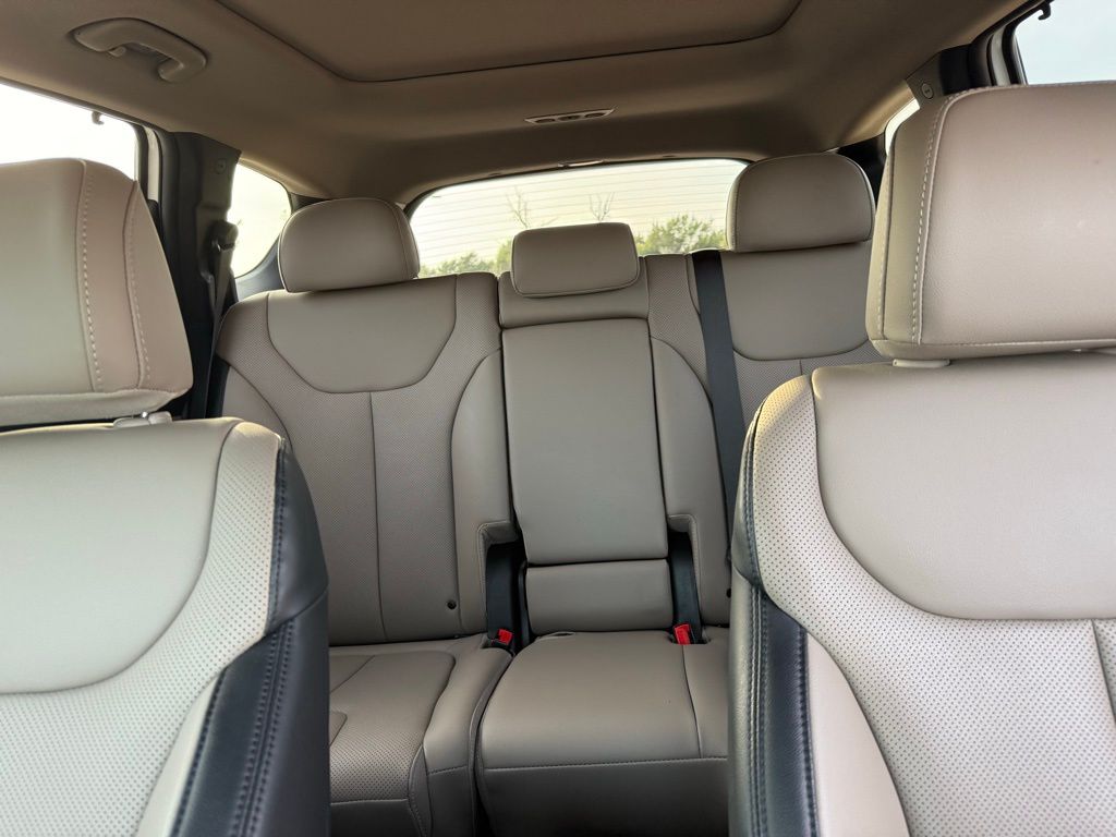 Thumbnail: 2023 Hyundai Santa Fe - 20