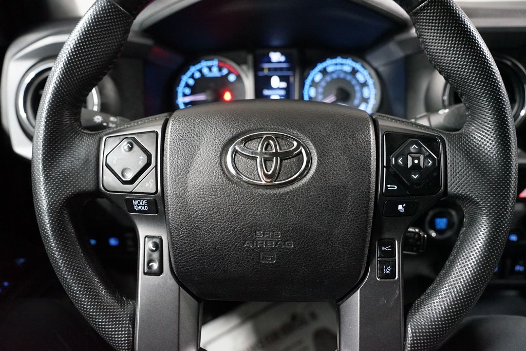 Thumbnail: 2021 Toyota Tacoma - 13