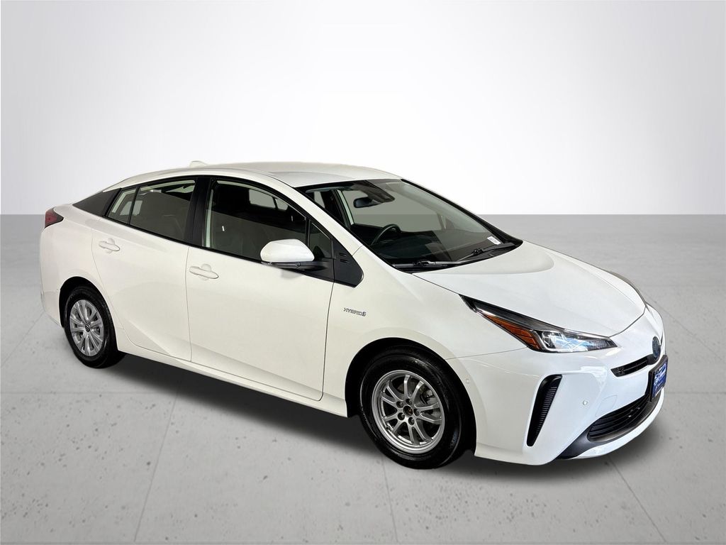 2021 Toyota Prius L
