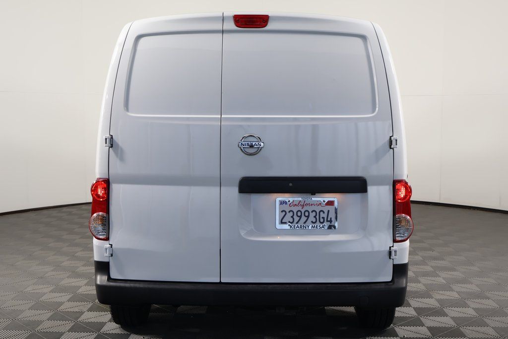 Thumbnail: 2020 Nissan NV200 - 4