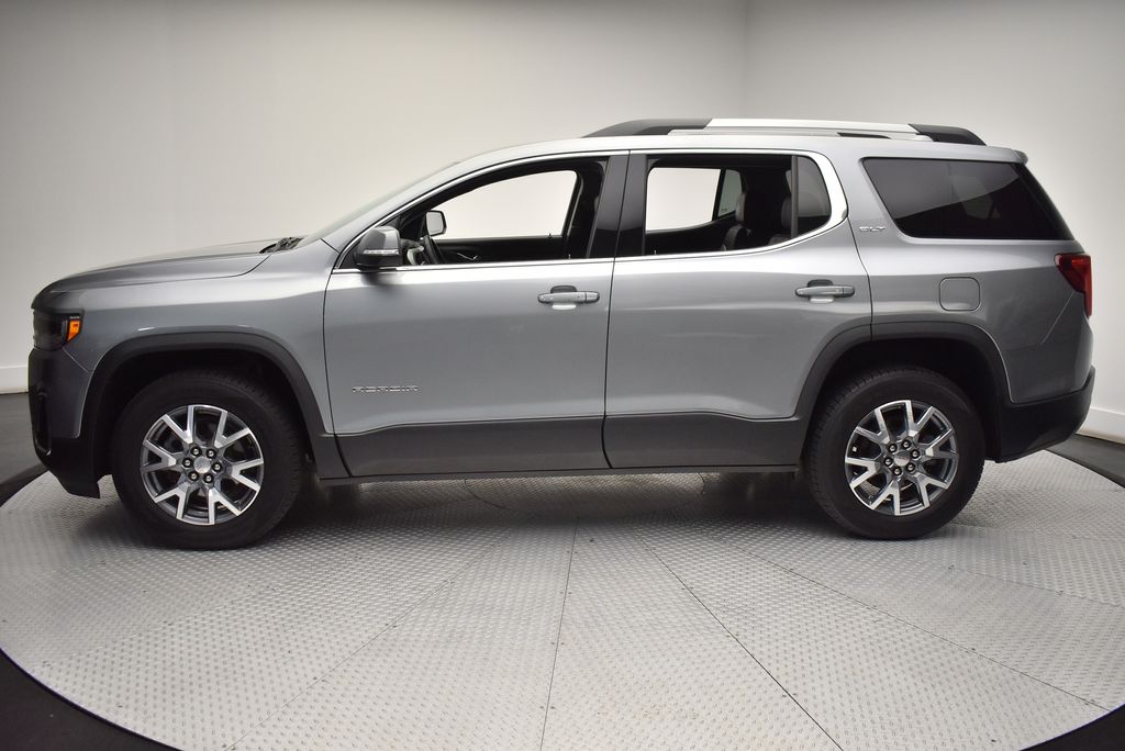 2023 GMC Acadia SLT 8