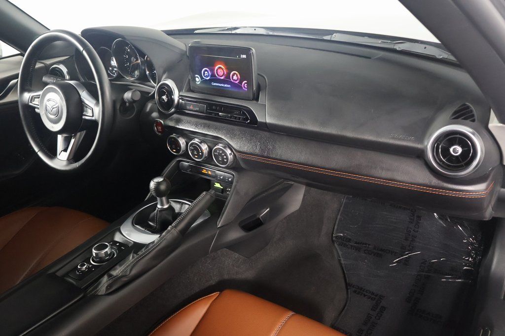 Thumbnail: 2023 Mazda MX-5 Miata - 11