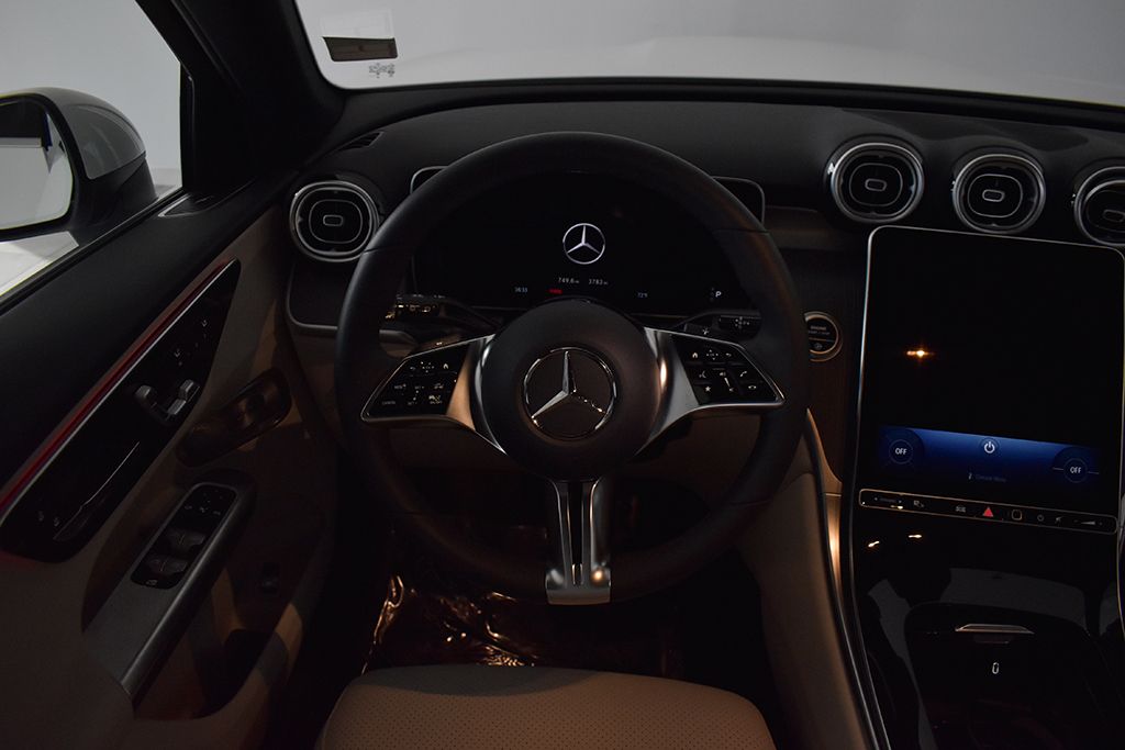 Thumbnail: 2026 Mercedes-Benz GLC - 14