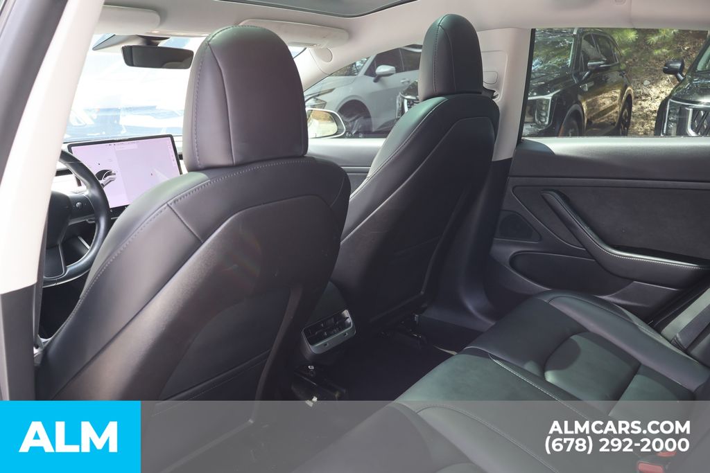 Used 2020 White Tesla Standard Range Plus image 17