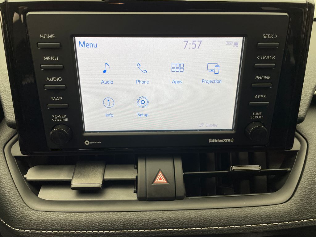 Thumbnail: 2021 Toyota RAV4 - 25