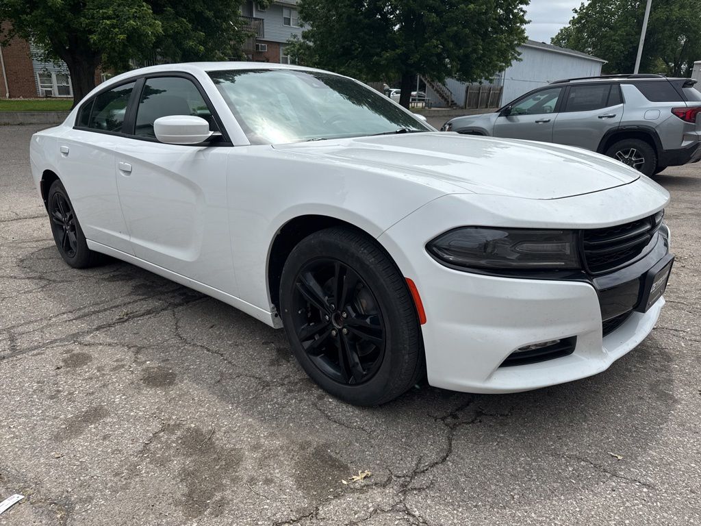 Bright White Clearcoat 2016 Dodge Charger SXT AWD Sedan All-Wheel Drive 8-Speed Automatic