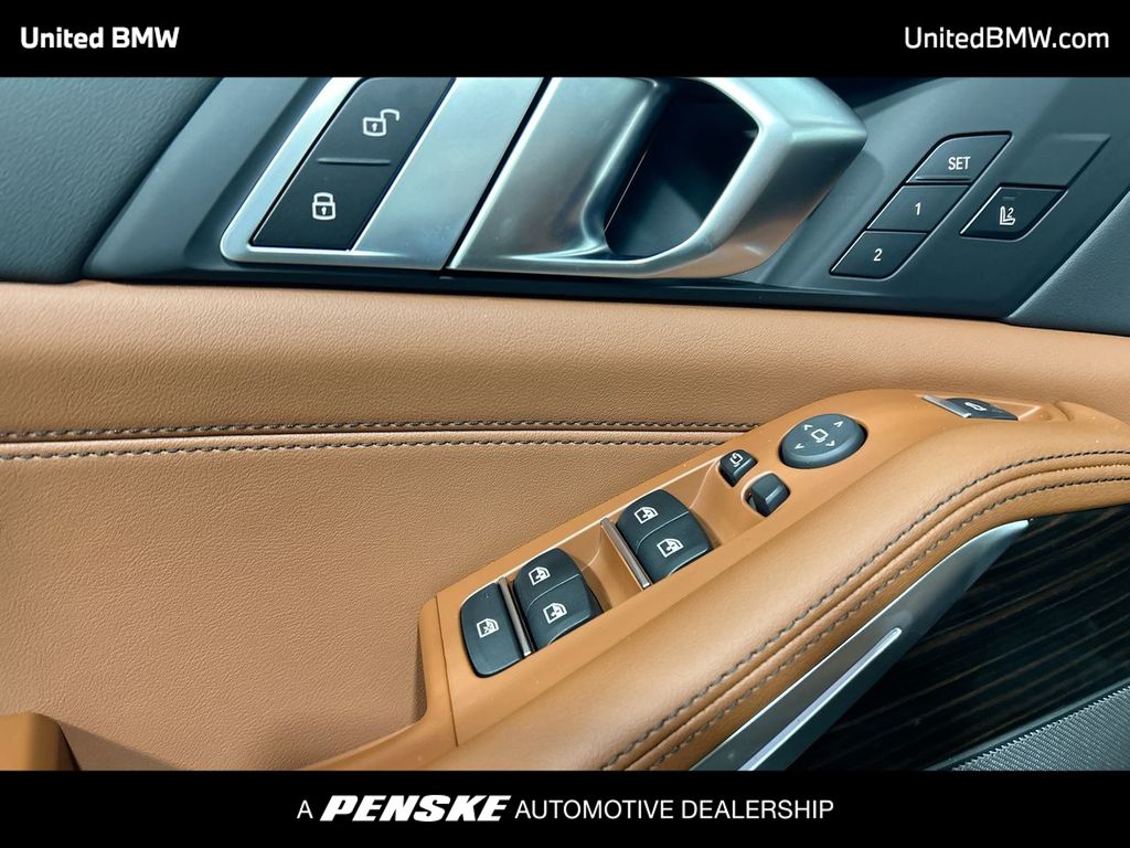 Thumbnail: 2026 BMW X5 - 11