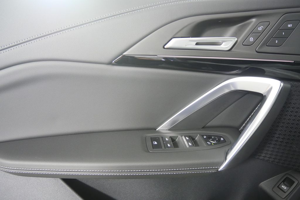 Thumbnail: 2026 BMW X1 - 9