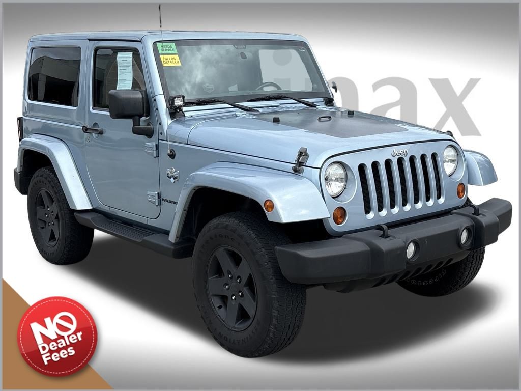 2012 Jeep Wrangler Sahara's photo