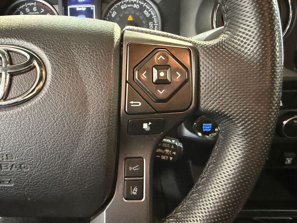 2022 Toyota Tacoma TRD Off-Road